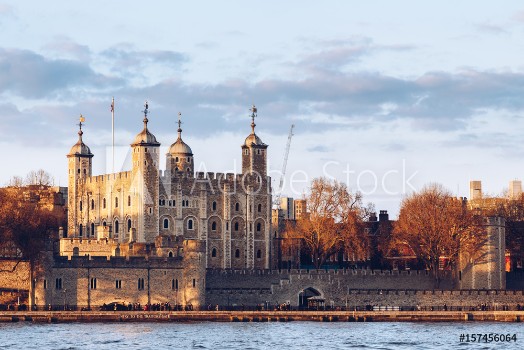 Bild på Tower of London located on the north bank of the River Thames in central London UK